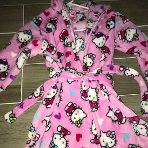 Girls robe size 6 hello kitty robe